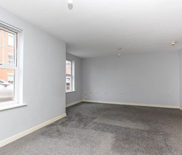 2 bedroom ground floor flat to rent - Photo 6
