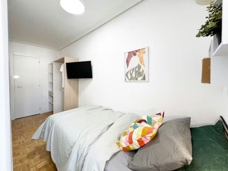 Calle Pedro Heredia, Madrid, Community of Madrid 28028 - Photo 2