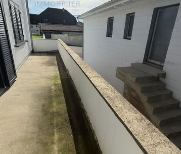 Close to the center and spacious balcony - Photo 2