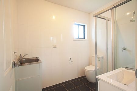 Home For Rent - Photo 5