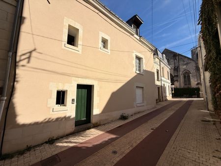 Location Appartement 2 pièces 46m² CHATELLERAULT 86100 - Photo 3