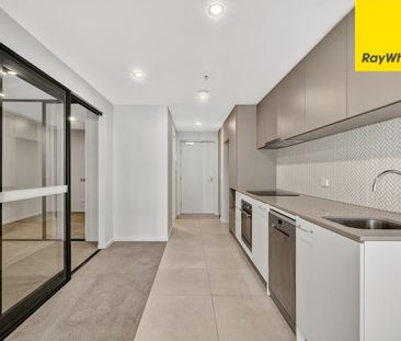 Modern Apartment in the heart of Tuggeranong - Photo 4