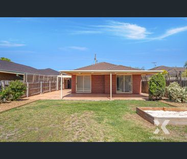22 Roser Drive, Altona Meadows, Vic 3028 - Photo 4