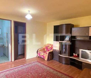 Garsoniera la casa, 25 mp, zona strazii Buhusi - Fotografie 1