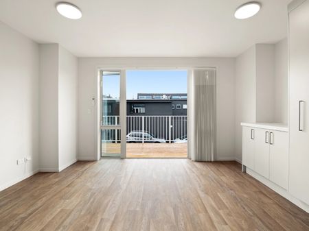 Brand new 1-bedroom apartment - Available now! - Photo 2