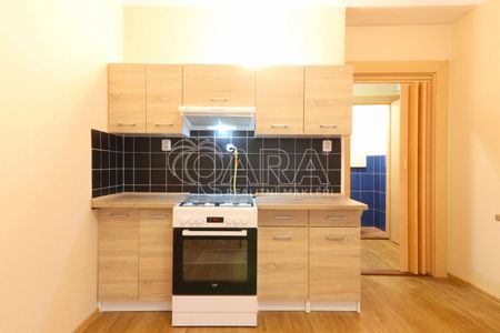 Pronájem bytu 2+kk 40 m², Koulova , Praha - Photo 2