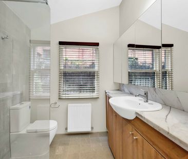 STYLE, LOCATION & LOTS MORE - Photo 1