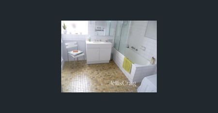 Two Bedroom Apartment. - Photo 5