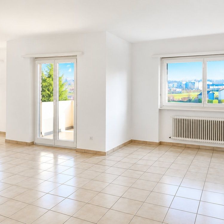 Große 4-Zimmer-Wohnung mit Balkon in Stabio - Foto 1