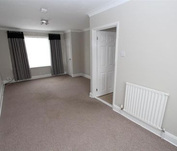2 bedroom detached house to rent - Photo 1