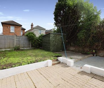 Charminster, Bournemouth - Photo 4