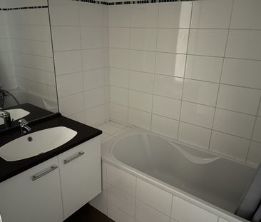 Location Appartement 2 pièces 53m² MARCQ EN BAROEUL 59700 - Photo 5