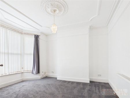 3 bedroom terraced house to rent - Photo 5