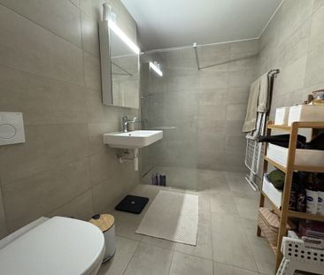 Moderne et idéalement situé - Photo 4