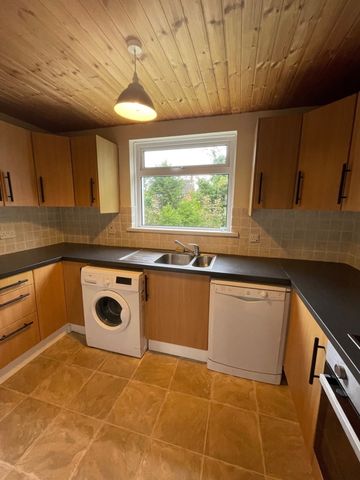 13 Helgor Park Mews, Apt 2, Off Circular Road, Belfast, BT4 2GX - Photo 5