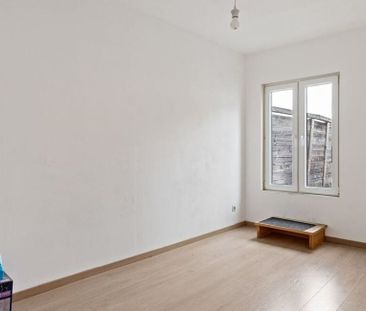 Eengezinswoning te huur in Sint-Niklaas voor € 1.050 met 3 slaapkamers - Photo 3