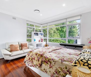 Light-Filled Family Retreat with Entertainer's Balcony in Thornleigh! - Photo 5