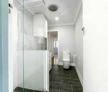 3 BEDROOM RENOVATED HOME - Photo 5