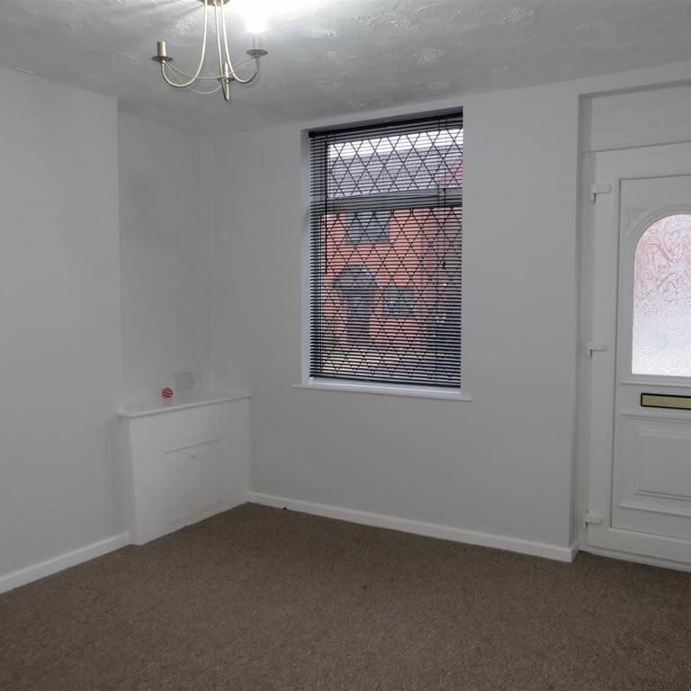2 bedroom semi-detached house to rent - Photo 1