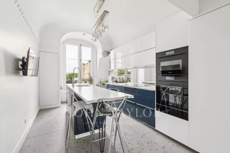 Appartement à louer Paris 8Ème - Europe, Paris Rive Droite, France15 000 EUR / Mois - Photo 3