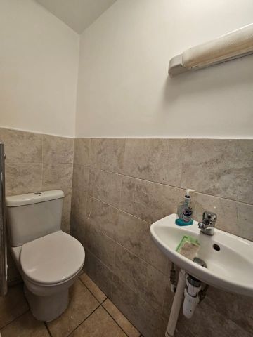 Studio Flat, Ashbourne Avenue, NW11 - Photo 4