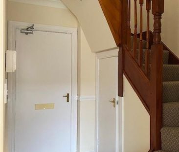 1 bedroom Flat To Let - Photo 6
