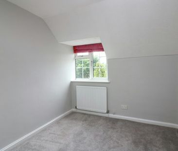 Terraced House to rent on - Photo 4