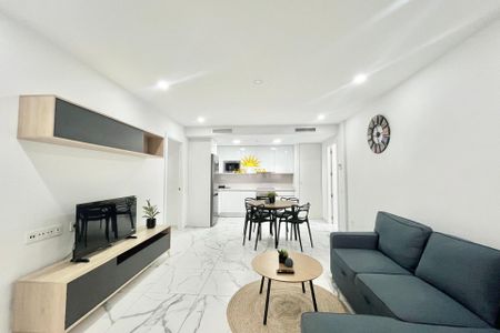 TWO-BEDROOM APARTMENT – TORREVIEJA - Foto 5