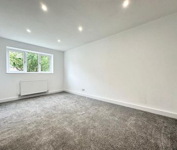 4 bedroom detached house to rent - Photo 5