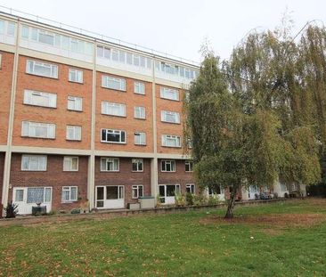 Beauchamp Court, Bedford, MK40 - Photo 6