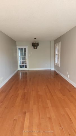 For Lease - 79 Darby Court, Toronto, Ontario - Photo 4