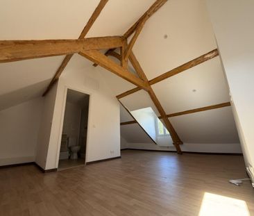 Location Appartement 2 pièces 51m² EU 76260 - Photo 3