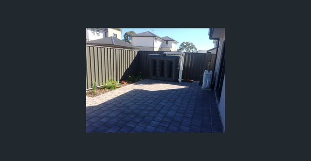 Modern 3-Bedroom Home in a Convenient Location - Photo 1