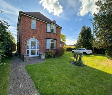 3 bedroom detached house to rent - Photo 3