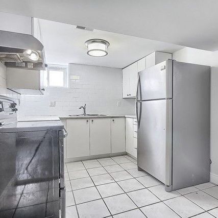 For Lease - 1 Napier Street, Barrie, Ontario - Photo 1