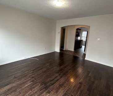 For Lease - 754 Neighbourhood Circle Unit# 2, Mississauga, Ontario - Photo 6