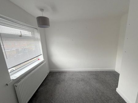 3 bedroom house to rent - Photo 2