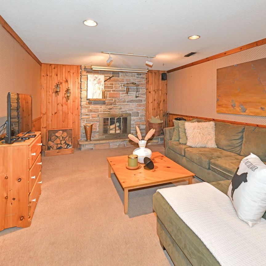 For Lease - 10208 Tenth Line, Halton Hills, Ontario - Photo 1