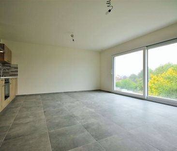 Duplex te huur in Mont-sur-Marchienne voor € 950 met 3 slaapkamers - Foto 2