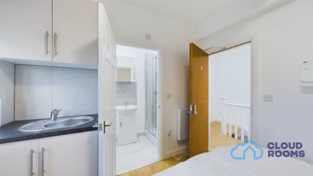 RM4 Well Hall Road | Eltham | London | SE9 6SF - Photo 1