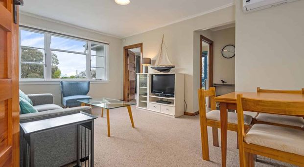 Fully furnished apartment near hospital - Photo 1