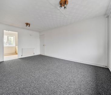 2 bedroom maisonette to rent - Photo 1