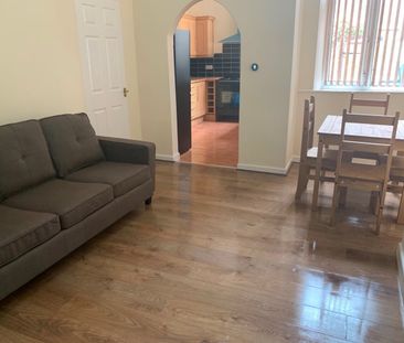 Room in a Shared House, Nona Street, M6 - Photo 1