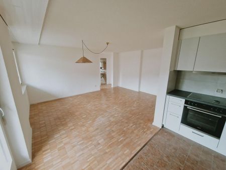 Un quartier calme et de grandes pièces - Foto 2