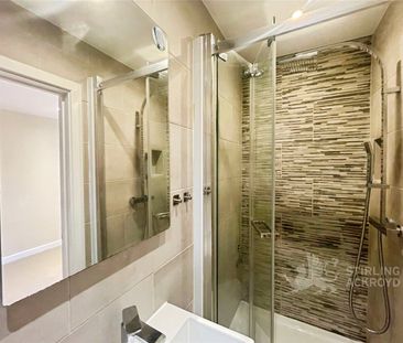 Garden Close, Addlestone, Surrey, KT15 2PT - Photo 6