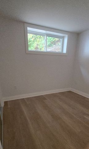 For Lease - 82 Madawaska Avenue Unit# Basement, Toronto, Ontario - Photo 5