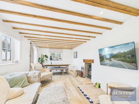 2 bedroom cottage to rent - Photo 2