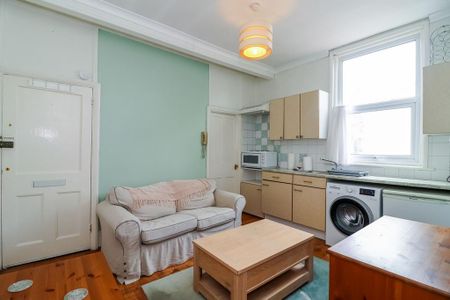 1 bedroom flat to rent - Photo 5