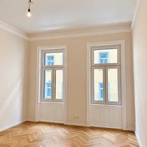 Erstbezug nach Komplettsanierung - 2-Zimmer-Altbau mit Balkon, ohne Maklergebühr - Foto 3