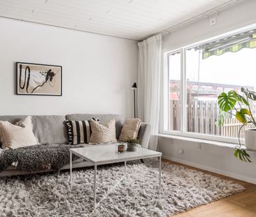 Ängsullsvägen, Stockholm - Photo 2